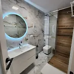Orange Center Apartment