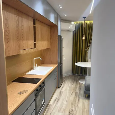 Apartment Orange Center