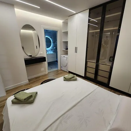 Orange Center Διαμέρισμα *