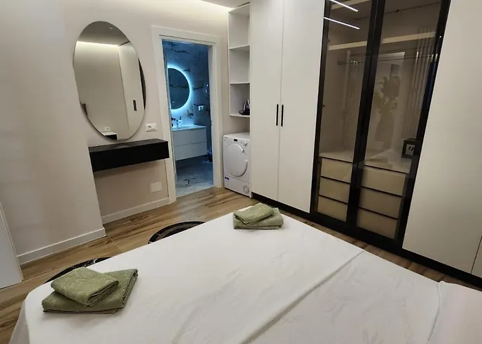 Orange Center Διαμέρισμα *